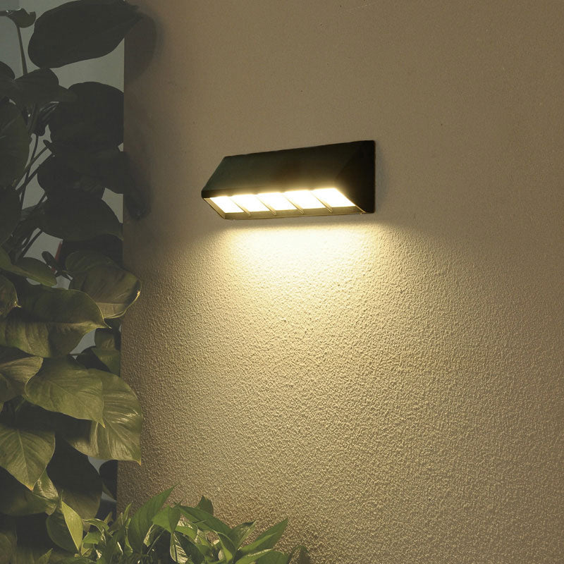 Triangular Prism Metallic LED Wall Mounted Light Simplicity Textured Black Wall Sconce Lighting for Patio Textured Black Large Clearhalo 'Wall Lamps & Sconces' 'Wall Lights' Lighting' 2107719