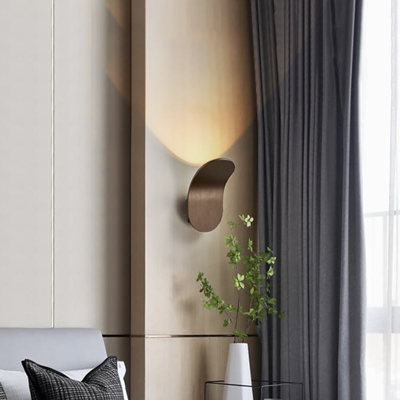 Metal Bracket Sconce Light Modernist LED Bedside Wall Mount Light Fixture in Black/Gold/Coffee Coffee Clearhalo 'Cast Iron' 'Glass' 'Industrial' 'Modern wall lights' 'Modern' 'Tiffany' 'Traditional wall lights' 'Wall Lamps & Sconces' 'Wall Lights' Lighting' 210866