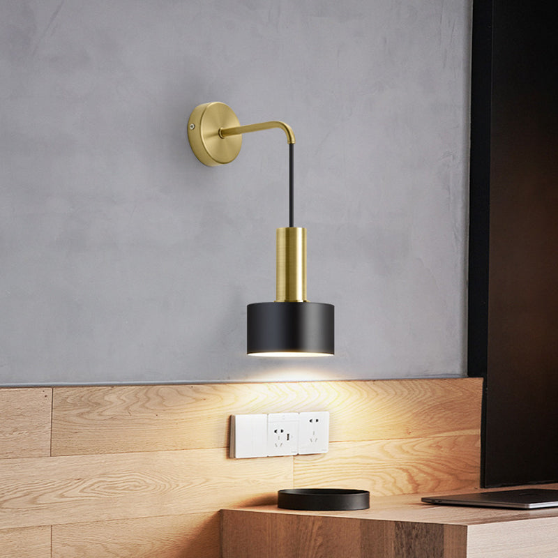 Simplicity Grenade Shaped Wall Lamp Metallic Single Bedside Wall Lighting Fixture Black A Clearhalo 'Cast Iron' 'Glass' 'Industrial' 'Modern wall lights' 'Modern' 'Tiffany' 'Traditional wall lights' 'Wall Lamps & Sconces' 'Wall Lights' Lighting' 2121522