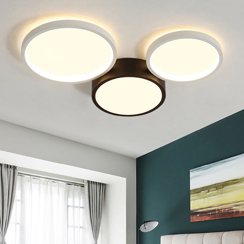 Black and White Multi-Ring Flush Lighting Modern 3/5/6 Lights Acrylic Led Flush Mount Lamp Fixture in White/Warm Light 3 Black-White Clearhalo 'Ceiling Lights' 'Close To Ceiling Lights' 'Close to ceiling' 'Flush mount' Lighting' 212387