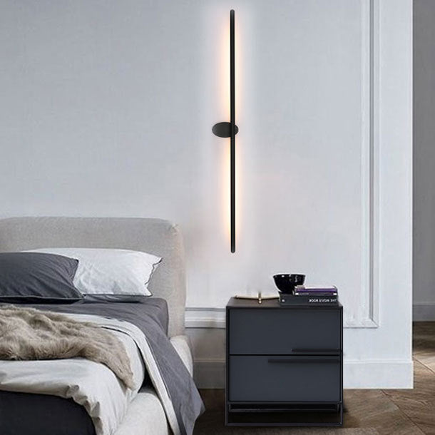 Slim Metal Wall Light Sconce Contemporary Led 21.5"/28"/36" Wide Bedroom Wall Mounted Light Fixture in Black, Natural Light Clearhalo 'Cast Iron' 'Glass' 'Industrial' 'Modern wall lights' 'Modern' 'Tiffany' 'Traditional wall lights' 'Vanity Lights' 'Wall Lights' Lighting' 213036