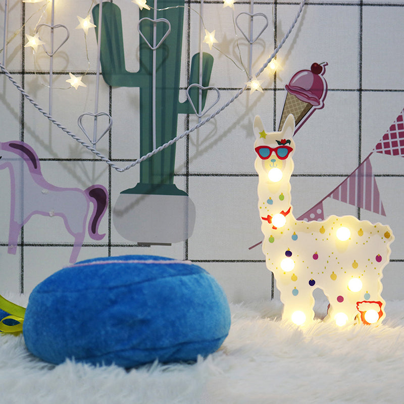 Alpaca Shaped Plastic LED Table Lamp Childrens White Battery Wall Lighting for Bedroom White Battery C Clearhalo 'Night Lights' 'Wall Lights' Lighting' 2137400