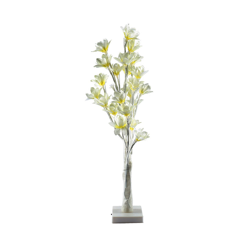 Floral Tree Shaped LED Table Lamp Decorative Metallic Living Room Floor Lighting in White Clearhalo 'Night Lights' 'Wall Lights' Lighting' 2137617