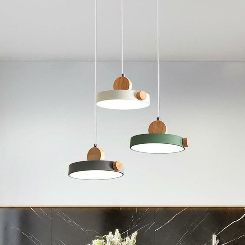 Round LED Hanging Pendant Simplicity Acrylic 3 Heads Dining Room Multi Ceiling Lamp in White White Round Clearhalo 'Ceiling Lights' 'Pendant Lights' 'Pendants' Lighting' 2162107_e745c955-0bfb-4f6c-9b15-fd84683a642b