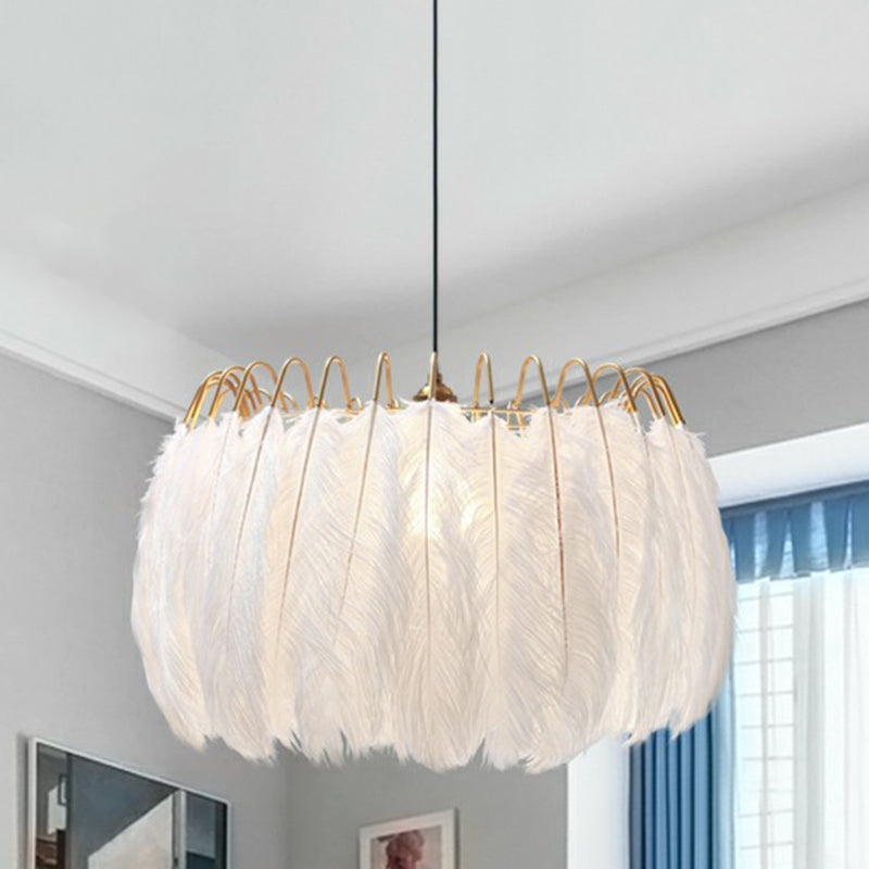 Round Shaped Feather Ceiling Light Modern Style White Hanging Pendant Light for Living Room Clearhalo 'Ceiling Lights' 'Modern Pendants' 'Modern' 'Pendant Lights' 'Pendants' Lighting' 2187529