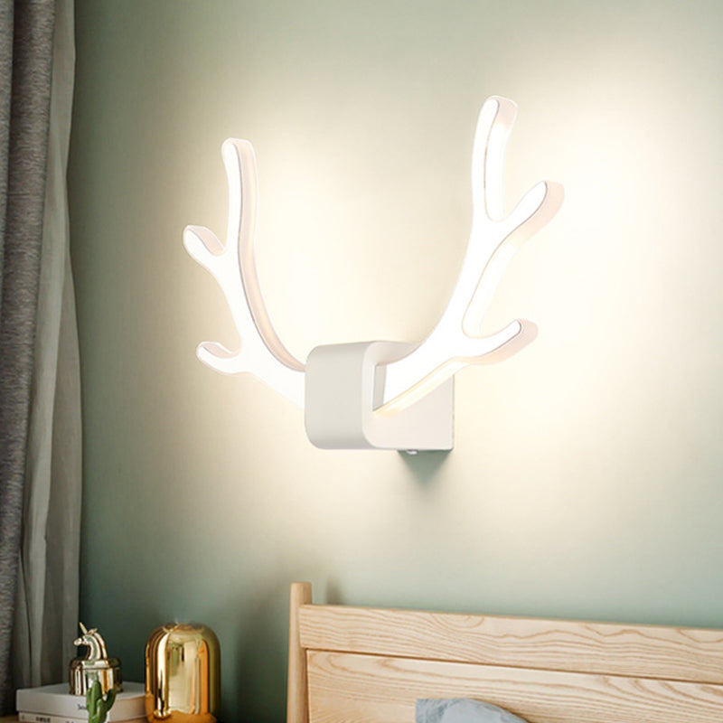 Acrylic Antlers Wall Lighting Fixture Modern Black/White LED Sconce Lamp with Pull Chain, Warm/White Light White Clearhalo 'Cast Iron' 'Glass' 'Industrial' 'Modern wall lights' 'Modern' 'Tiffany' 'Traditional wall lights' 'Wall Lamps & Sconces' 'Wall Lights' Lighting' 220244