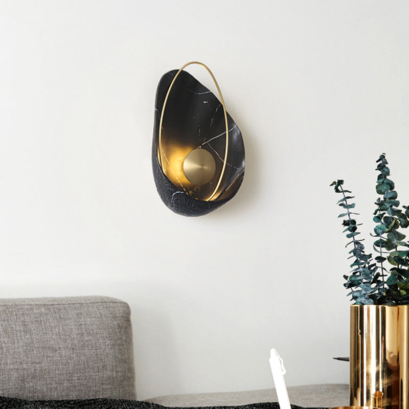 Shell Shaped Living Room LED Wall Lighting Resin Artistic Sconce Light with Metallic Ellipse Clearhalo 'Cast Iron' 'Glass' 'Industrial' 'Modern wall lights' 'Modern' 'Tiffany' 'Traditional wall lights' 'Wall Lamps & Sconces' 'Wall Lights' Lighting' 2205284