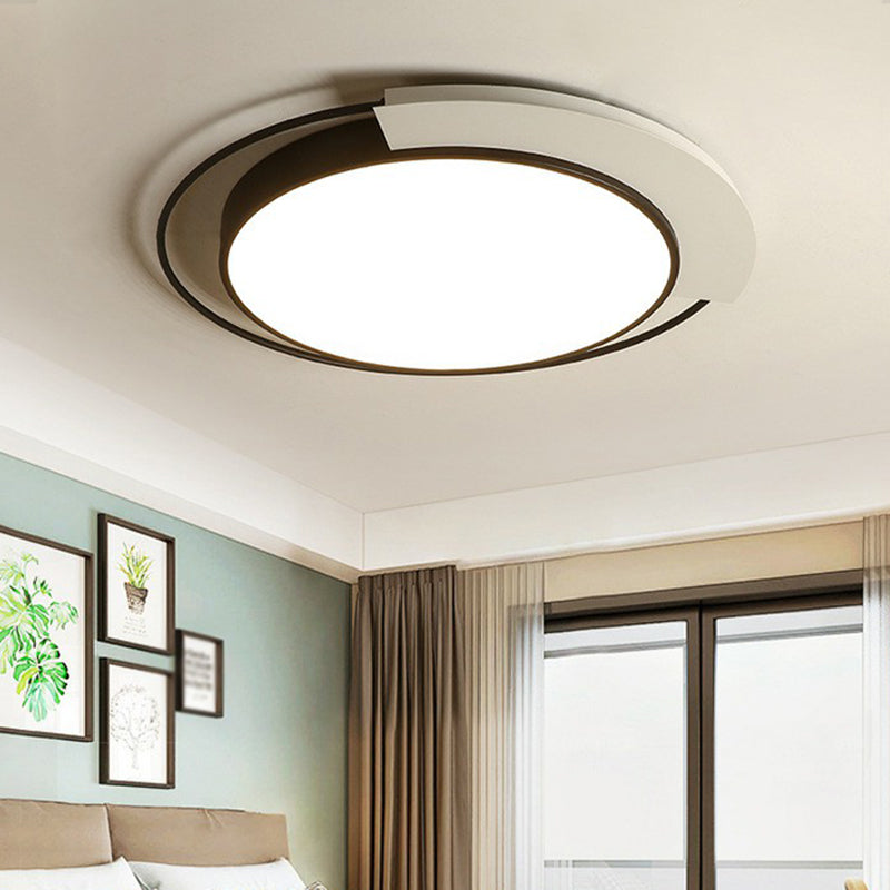 Nordic Circular Flush Mount Lighting Acrylic Living Room LED Flush Mount Fixture in Black and White Black-White Third Gear Clearhalo 'Ceiling Lights' 'Close To Ceiling Lights' 'Close to ceiling' 'Flush mount' Lighting' 2217401