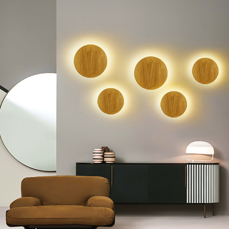 Contemporary Geometrical LED Wall Lighting Wood Living Room Sconce Light Fixture in Beige Clearhalo 'Modern wall lights' 'Modern' 'Wall Lamps & Sconces' 'Wall Lights' Lighting' 2218087