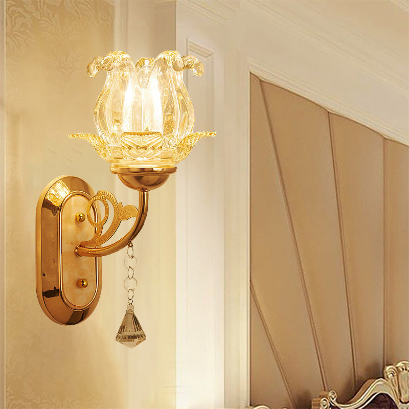 1/2-Bulb Bedside Wall Sconce Lamp Vintage Style Golden Wall Light with Flower Amber Glass Shade and Pull Chain Clearhalo 'Modern wall lights' 'Modern' 'Wall Lamps & Sconces' 'Wall Lights' Lighting' 222145