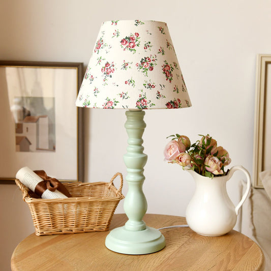 1 Light Barrel Desk Lamp Traditional Style White/Blue/Purple and Red Fabric Task Lighting for Bedroom with Base Clearhalo 'Lamps' 'Table Lamps' Lighting' 223936