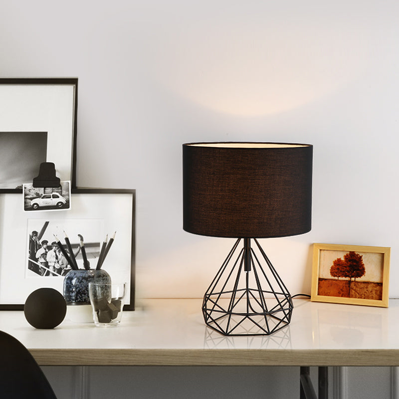 Minimalist nightstand hot sale lamp