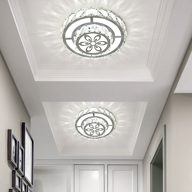 Round Clear Crystal LED Flush Mount Modern White Flushmount Ceiling Light for Entryway White White Clearhalo 'Ceiling Lights' 'Close To Ceiling Lights' 'Close to ceiling' 'Flush mount' Lighting' 2253509