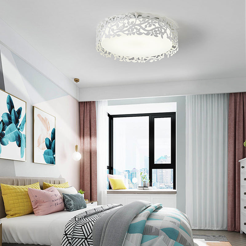 Drum Metal Flush Mount Light Traditional LED Bedroom Ceiling Light in White/Black, 17"/21.5" Wide Clearhalo 'Ceiling Lights' 'Close To Ceiling Lights' 'Close to ceiling' 'Flush mount' Lighting' 227476