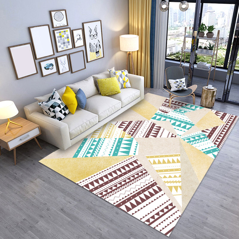 Modern Geometric Printed Rug Multi Color Polyster Rug Anti-Slip Backing Machine Washable Carpet for Living Room Light Yellow Clearhalo 'Area Rug' 'Modern' 'Rugs' Rug' 2285192