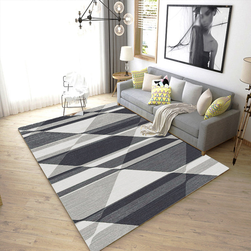 Trendy Living Room Rug Multi Colored Geometric Printed Area Rug Polypropylene Non-Slip Stain-Resistant Rug Black Gray-White Clearhalo 'Area Rug' 'Modern' 'Rugs' Rug' 2285537