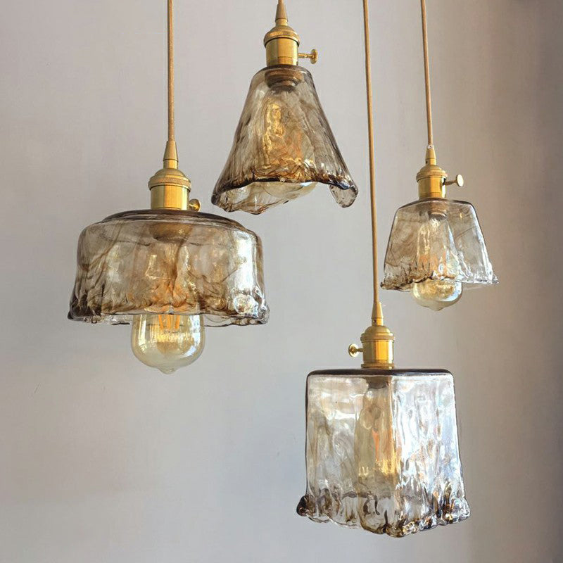 Antique Shaded Pendant Light 1-Light Brown Glass Hanging Light in Brass for Dining Room Clearhalo 'Ceiling Lights' 'Close To Ceiling Lights' 'Glass shade' 'Glass' 'Industrial Pendants' 'Industrial' 'Middle Century Pendants' 'Pendant Lights' 'Pendants' 'Tiffany' Lighting' 2290079