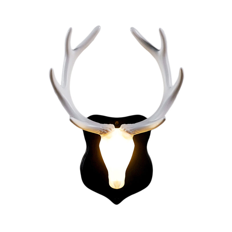 LED Deer Wall Lamp Country White/Blue Resin Sconce Light Fixture for Living Room with White/Black Antler Clearhalo 'Wall Lamps & Sconces' 'Wall Lights' Lighting' 229908