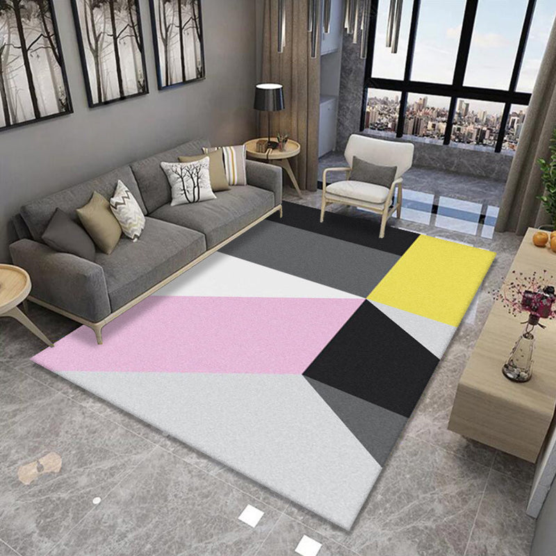 Multi Colored Novelty Rug Polypropylene Geometric Printed Area Carpet Non-Slip Backing Washable Rug for Parlor Pink Clearhalo 'Area Rug' 'Modern' 'Rugs' Rug' 2300159