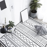 Black Living Room Rug Nordic Geometric Print Area Carpet Polypropyolene Non-Slip Pet Friendly Easy Care Rug Clearhalo 'Area Rug' 'Rugs' 'Southwestern' Rug' 2317674