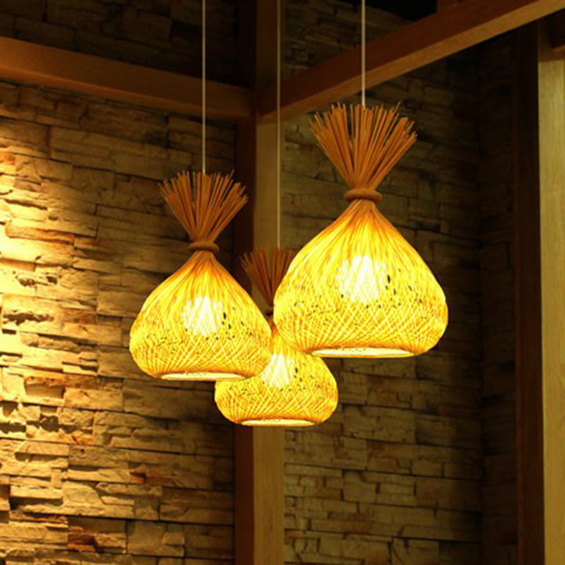 Onion Shaped Dining Room Pendant Bamboo Single-Bulb Asian Hanging Light in Beige Clearhalo 'Ceiling Lights' 'Pendant Lights' 'Pendants' Lighting' 2326544