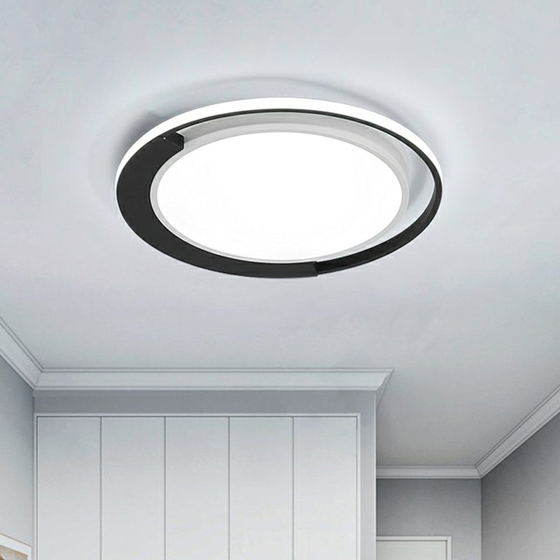 Nordic Circle LED Flush Mount Fixture Metal Corridor Ceiling Mount Light with Acrylic Diffuser Clearhalo 'Ceiling Lights' 'Close To Ceiling Lights' 'Close to ceiling' 'Flush mount' Lighting' 2327751