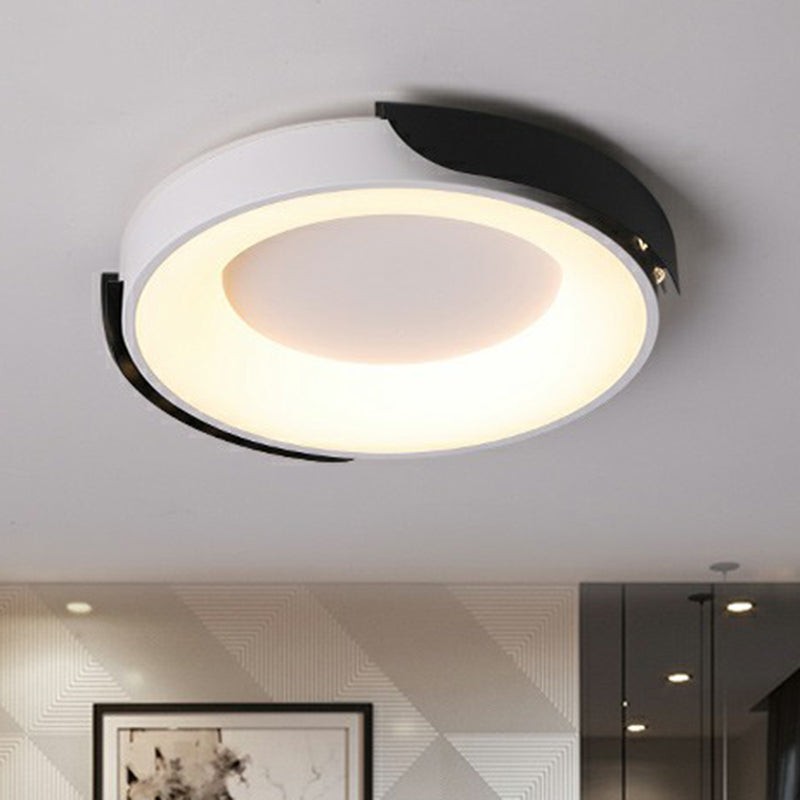 Round LED Ceiling Mounted Light Nordic Metal Bedroom Flush Light Fixture in Black-White Clearhalo 'Ceiling Lights' 'Close To Ceiling Lights' 'Close to ceiling' 'Flush mount' Lighting' 2357707