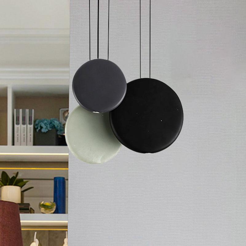 2/3/5 Lights Pendant Lights Post Modern Black and White Hanging Ceiling Lights with Round Resin Shade in Warm/White Light 3 Black-White Clearhalo 'Ceiling Lights' 'Modern Pendants' 'Modern' 'Pendant Lights' 'Pendants' Lighting' 236115