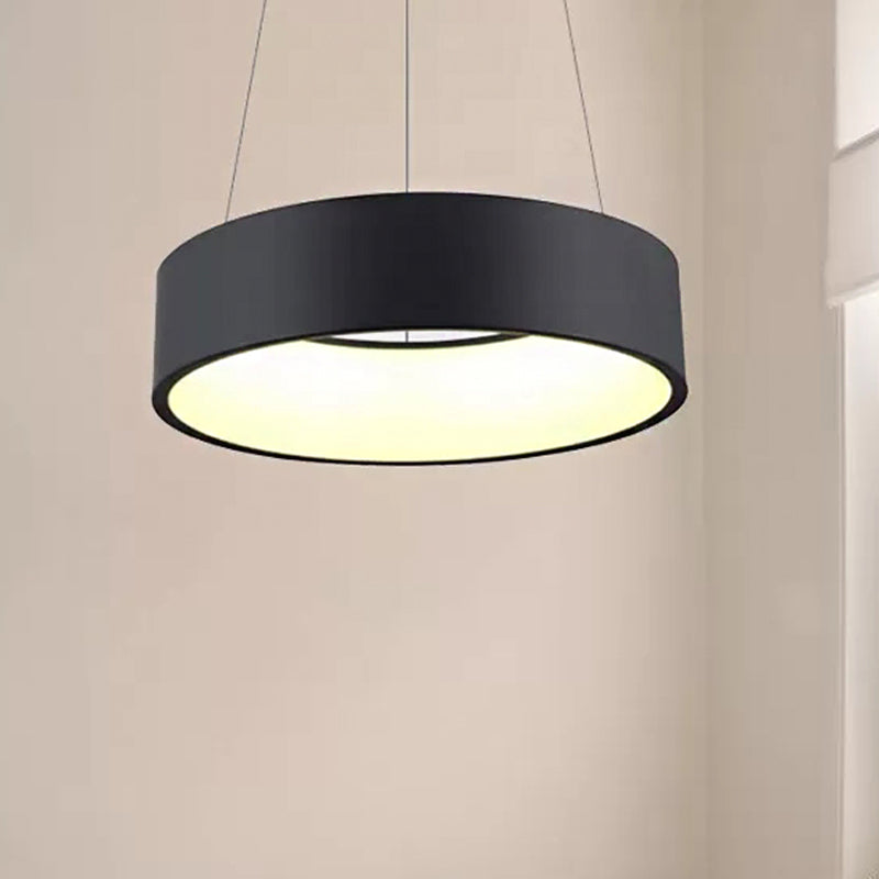 18"/23.5"/31.5" Dia Ring Ceiling Light Minimalist Metal White/Gray/Black Integrated LED Pendant Light Fixture for Dining Room Clearhalo 'Ceiling Lights' 'Modern Pendants' 'Modern' 'Pendant Lights' 'Pendants' Lighting' 237057