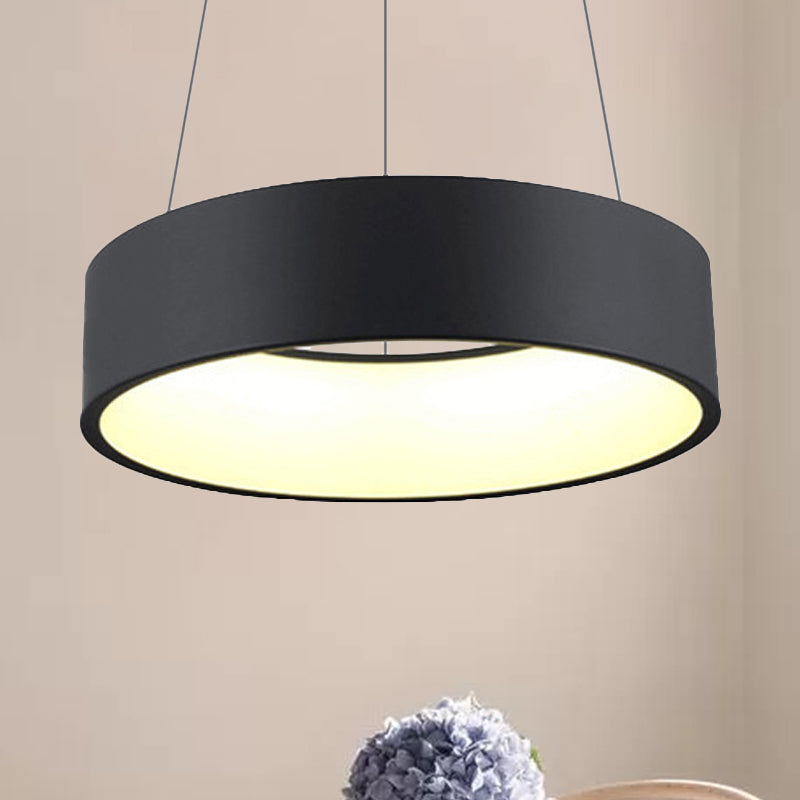 18"/23.5"/31.5" Dia Ring Ceiling Light Minimalist Metal White/Gray/Black Integrated LED Pendant Light Fixture for Dining Room Black Clearhalo 'Ceiling Lights' 'Modern Pendants' 'Modern' 'Pendant Lights' 'Pendants' Lighting' 237066