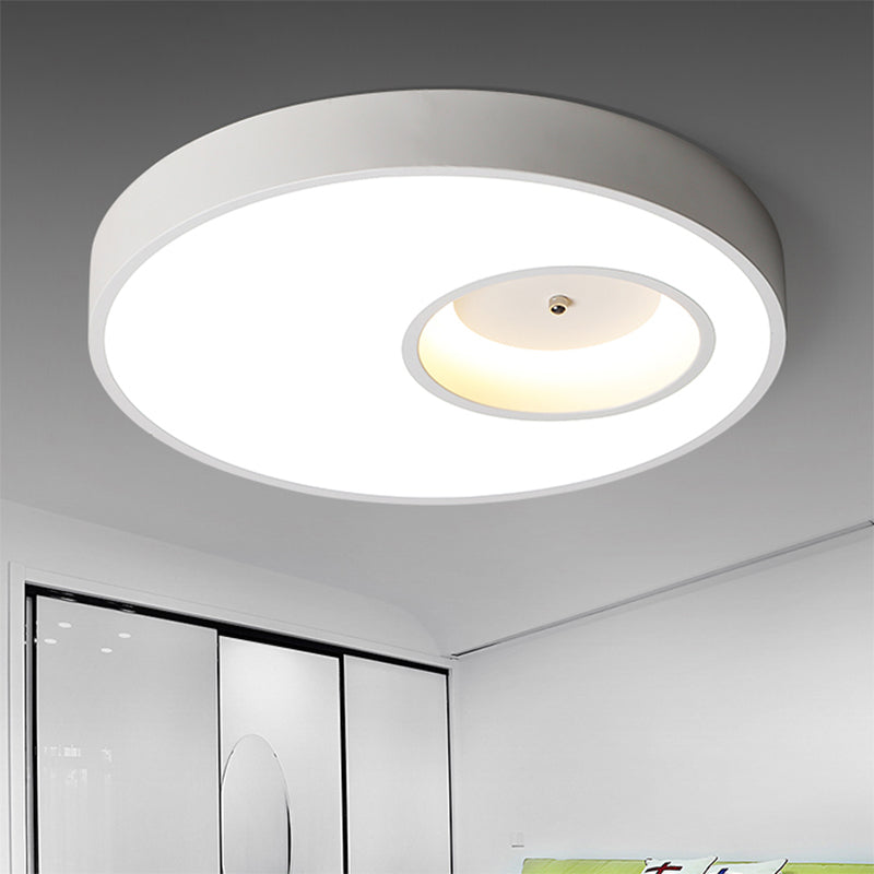 Black/White Round Shade Ceiling Flush Light Contemporary Acrylic Warm/White Lighting LED Bedroom Ceiling Light, 18"/23.5" Wide Clearhalo 'Ceiling Lights' 'Close To Ceiling Lights' 'Close to ceiling' 'Flush mount' Lighting' 238415