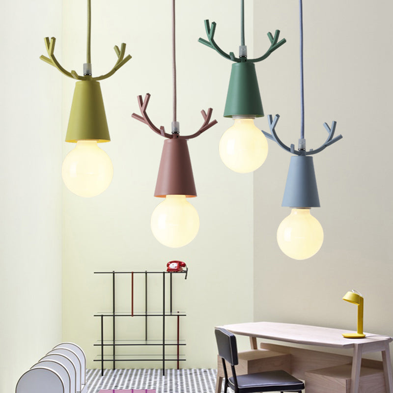 Antler Metal Pendant Lighting Nordic 1 Bulb Ceiling Hang Lamp with Open Bulb Design Clearhalo 'Ceiling Lights' 'Pendant Lights' 'Pendants' Lighting' 2389392