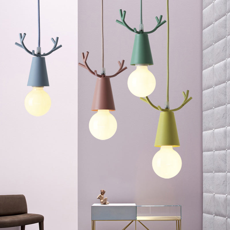 Antler Metal Pendant Lighting Nordic 1 Bulb Ceiling Hang Lamp with Open Bulb Design Clearhalo 'Ceiling Lights' 'Pendant Lights' 'Pendants' Lighting' 2389395