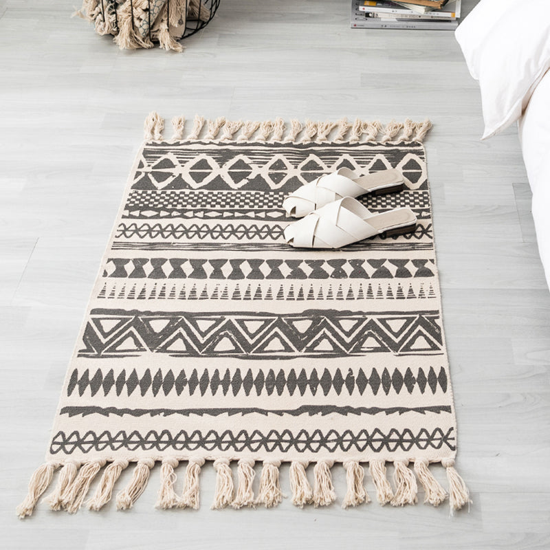 Western Geometric Print Rug Multicolored Jute Area Carpet Pet Friendly Stain-Resistant Indoor Rug with Tassel for Room Black 2' x 2'11" Clearhalo 'Area Rug' 'Rugs' 'Southwestern' Rug' 2392283