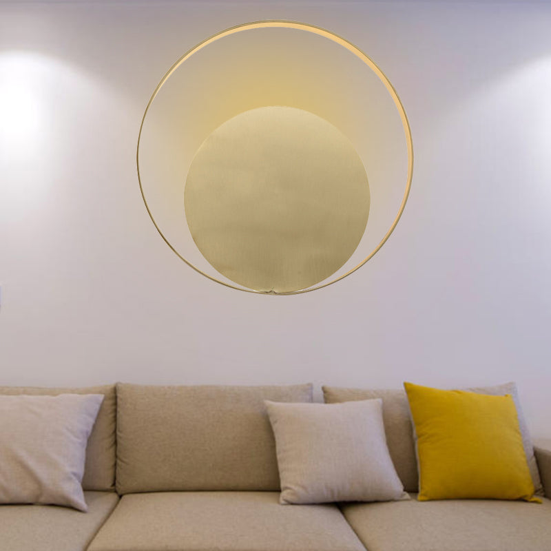 Gold Circular Wall Lighting Traditionary Metal LED Sconce Light Fixture in Warm/White Light for Living Room Clearhalo 'Wall Lamps & Sconces' 'Wall Lights' Lighting' 239274