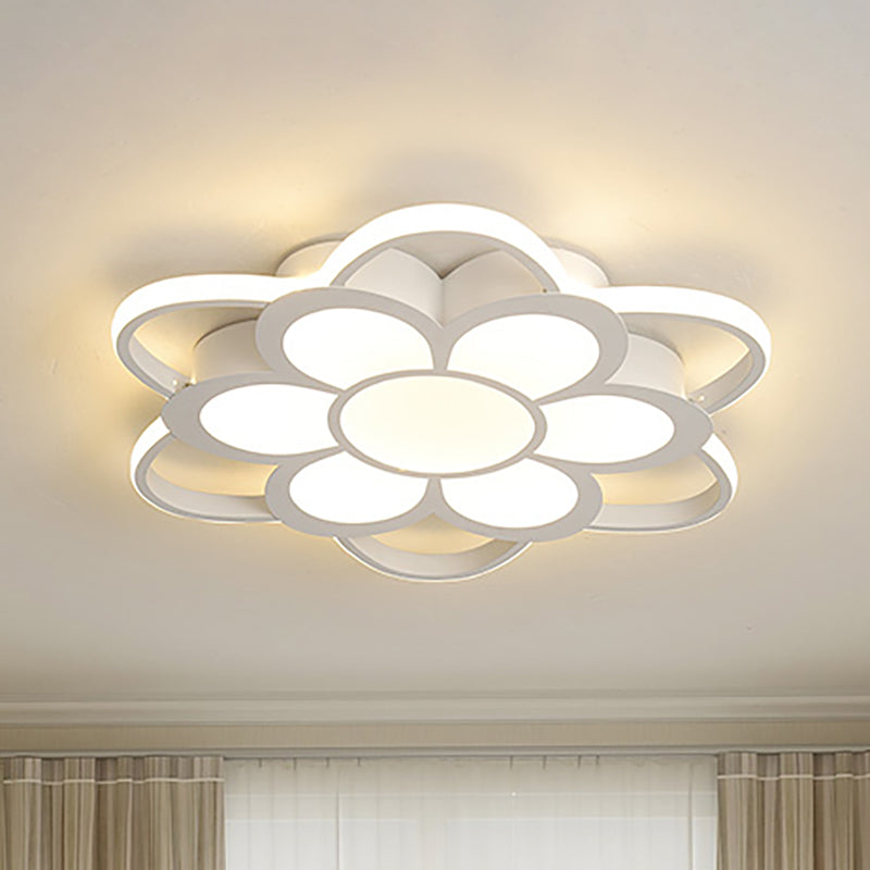 White Flower Flush Mount Fixture Contemporary Metal LED Ceiling Light for Living Room in Warm/White, 20.5"/27"/31.5" Dia White Warm Clearhalo 'Ceiling Lights' 'Close To Ceiling Lights' 'Close to ceiling' 'Flush mount' Lighting' 239429