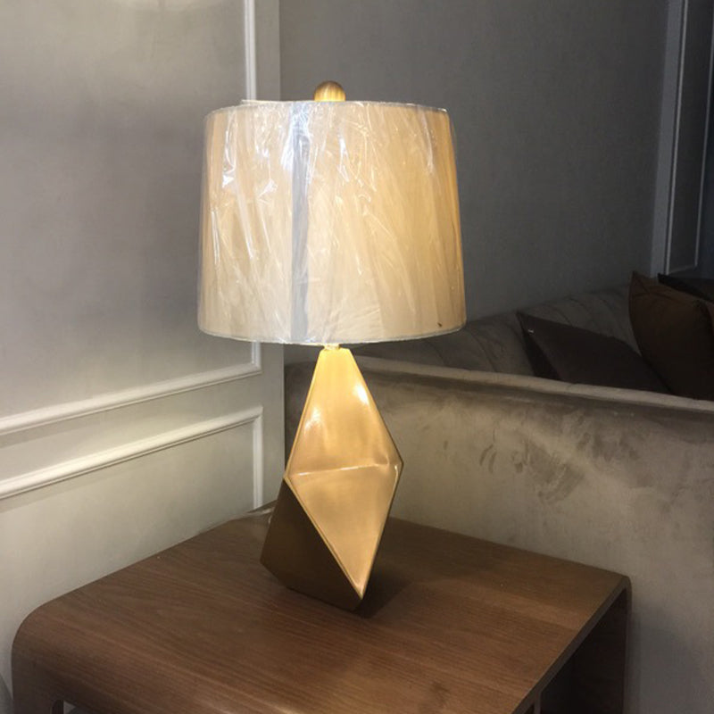 Traditional Tapered Task Lighting Metal 1 Bulb Desk Lamp in Gold with White Fabric Shade Clearhalo 'Lamps' 'Table Lamps' Lighting' 240601