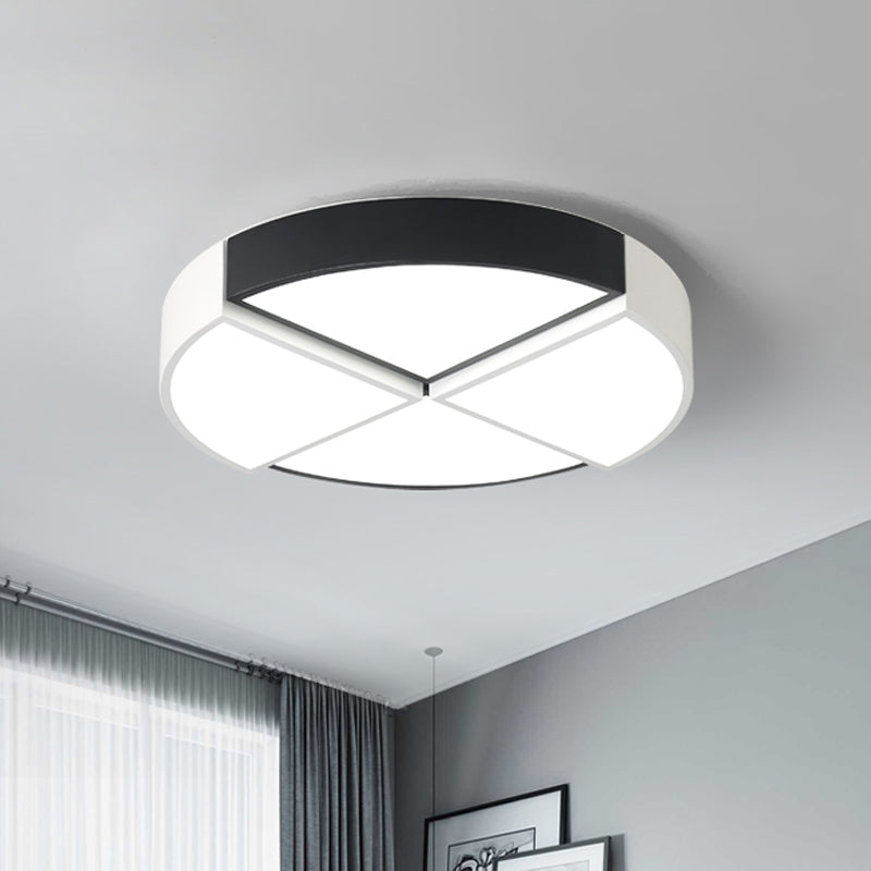 Black Circular Ceiling Light Fixture Modern Stylish LED Acrylic Flushmount Ceiling Fixture for Living Room Black Clearhalo 'Ceiling Lights' 'Close To Ceiling Lights' 'Close to ceiling' 'Flush mount' Lighting' 241518