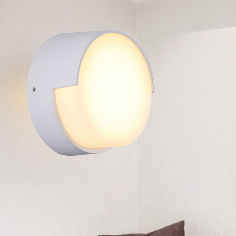 Simplistic Round/Square Shade Wall Sconce Fixture Metal and Acrylic Warm/White Light LED Hallway Wall Lighting in White White Round Clearhalo 'Cast Iron' 'Glass' 'Industrial' 'Modern wall lights' 'Modern' 'Tiffany' 'Traditional wall lights' 'Wall Lamps & Sconces' 'Wall Lights' Lighting' 241902