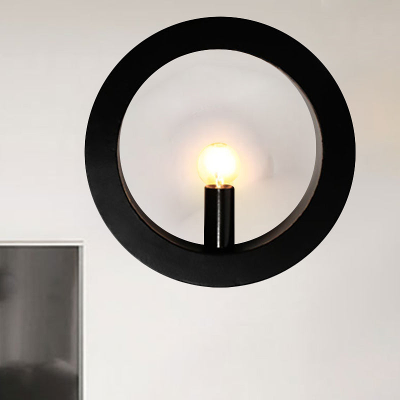 Black/White Circle Wall Light Fixture 1 Light Simple Metallic Wall Lamp for Bedroom Hallway Black Clearhalo 'Cast Iron' 'Glass' 'Industrial' 'Modern wall lights' 'Modern' 'Tiffany' 'Traditional wall lights' 'Wall Lamps & Sconces' 'Wall Lights' Lighting' 242476