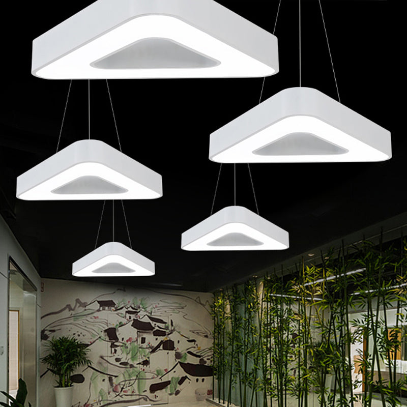 18"/23.5"/31.5" Wide Triangle Pendant Lamp Metal Led White/Black Hanging Ceiling Light for Office in White Light White Clearhalo 'Ceiling Lights' 'Modern Pendants' 'Modern' 'Pendant Lights' 'Pendants' Lighting' 242483