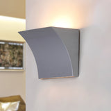 Simple Style Slide Design Wall Washer Light Metal LED Living Room Sconce Light Fixture in Black/Silver Silver Clearhalo 'Cast Iron' 'Glass' 'Industrial' 'Modern wall lights' 'Modern' 'Tiffany' 'Traditional wall lights' 'Wall Lamps & Sconces' 'Wall Lights' Lighting' 245163