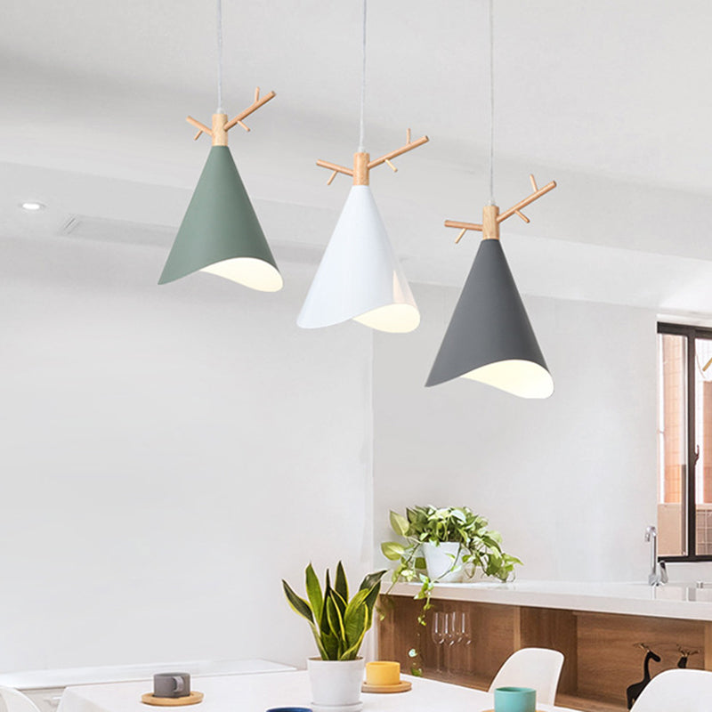 Nordic Conical Drop Pendant Metallic 1-Bulb Dining Room Ceiling Hang Light with Antler Deco Clearhalo 'Ceiling Lights' 'Modern Pendants' 'Modern' 'Pendant Lights' 'Pendants' Lighting' 2461622