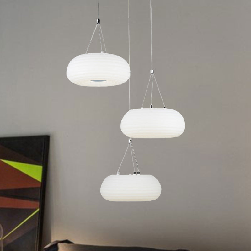 White Doughnut Pendant Lamp Modern LED Metal Hanging Ceiling Light Fixture for Dining Room White Clearhalo 'Ceiling Lights' 'Modern Pendants' 'Modern' 'Pendant Lights' 'Pendants' Lighting' 246199