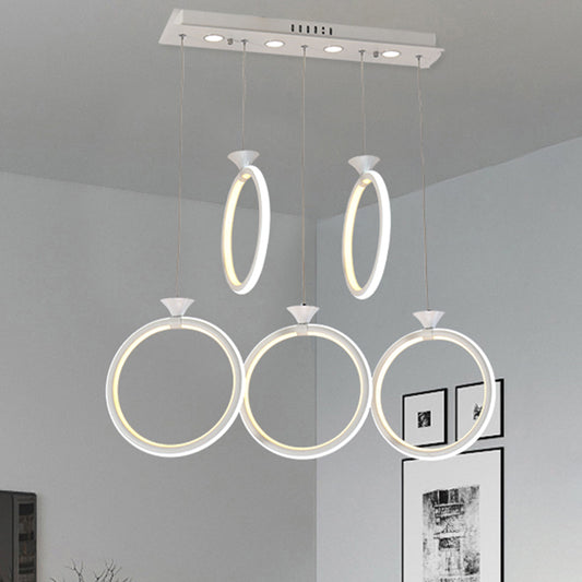 Multi-Ring Cluster Pendant Contemporary Acrylic 3/5-Head Kitchen Suspension Lamp in Warm/White/Natural Light 5 White Clearhalo 'Ceiling Lights' 'Modern Pendants' 'Modern' 'Pendant Lights' 'Pendants' Lighting' 246225