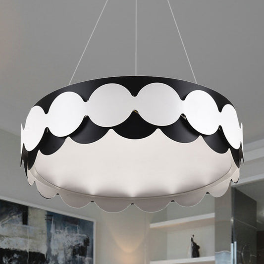 Black Metal Scalloped Drum Hanging Pendant Contemporary Restaurant Integrated LED Pendant Lamp in Warm/White/Neutral Black Clearhalo 'Ceiling Lights' 'Modern Pendants' 'Modern' 'Pendant Lights' 'Pendants' Lighting' 246372