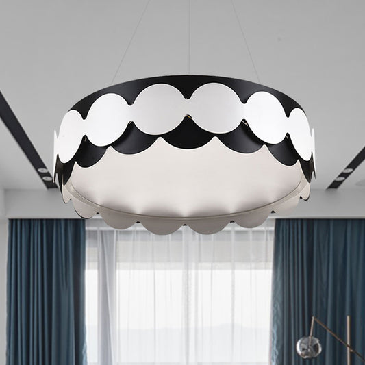 Black Metal Scalloped Drum Hanging Pendant Contemporary Restaurant Integrated LED Pendant Lamp in Warm/White/Neutral Clearhalo 'Ceiling Lights' 'Modern Pendants' 'Modern' 'Pendant Lights' 'Pendants' Lighting' 246373