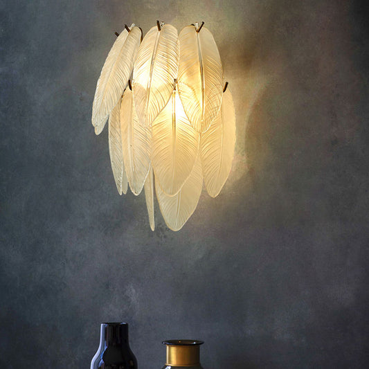 Clear Glass Leaf Sconce Lamp Art Deco 2-Bulb Brass Finish Wall Mounted Light for Dining Room Clear Clearhalo 'Cast Iron' 'Glass' 'Industrial' 'Modern wall lights' 'Modern' 'Tiffany' 'Traditional wall lights' 'Wall Lamps & Sconces' 'Wall Lights' Lighting' 2465158
