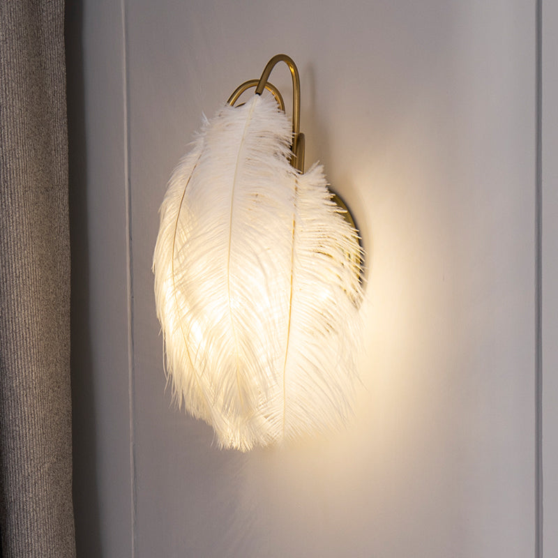 2 Lights Modern Metal Wall Sconce Feather Shade Wall Lighting for Bedroom Clearhalo 'Apliques' 'Iluminación' 'Lámpara de Pared' 'Modern wall lights' 'Modern' Hogar' 2467118