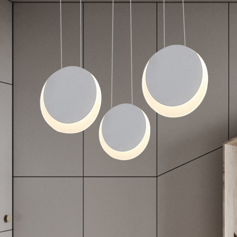 Moon Shaped Multi Light Pendant Nordic Metal 3/4/5 Lights White Cluster Pendant Light in Warm/White Light Clearhalo 'Ceiling Lights' 'Modern Pendants' 'Modern' 'Pendant Lights' 'Pendants' Lighting' 246799